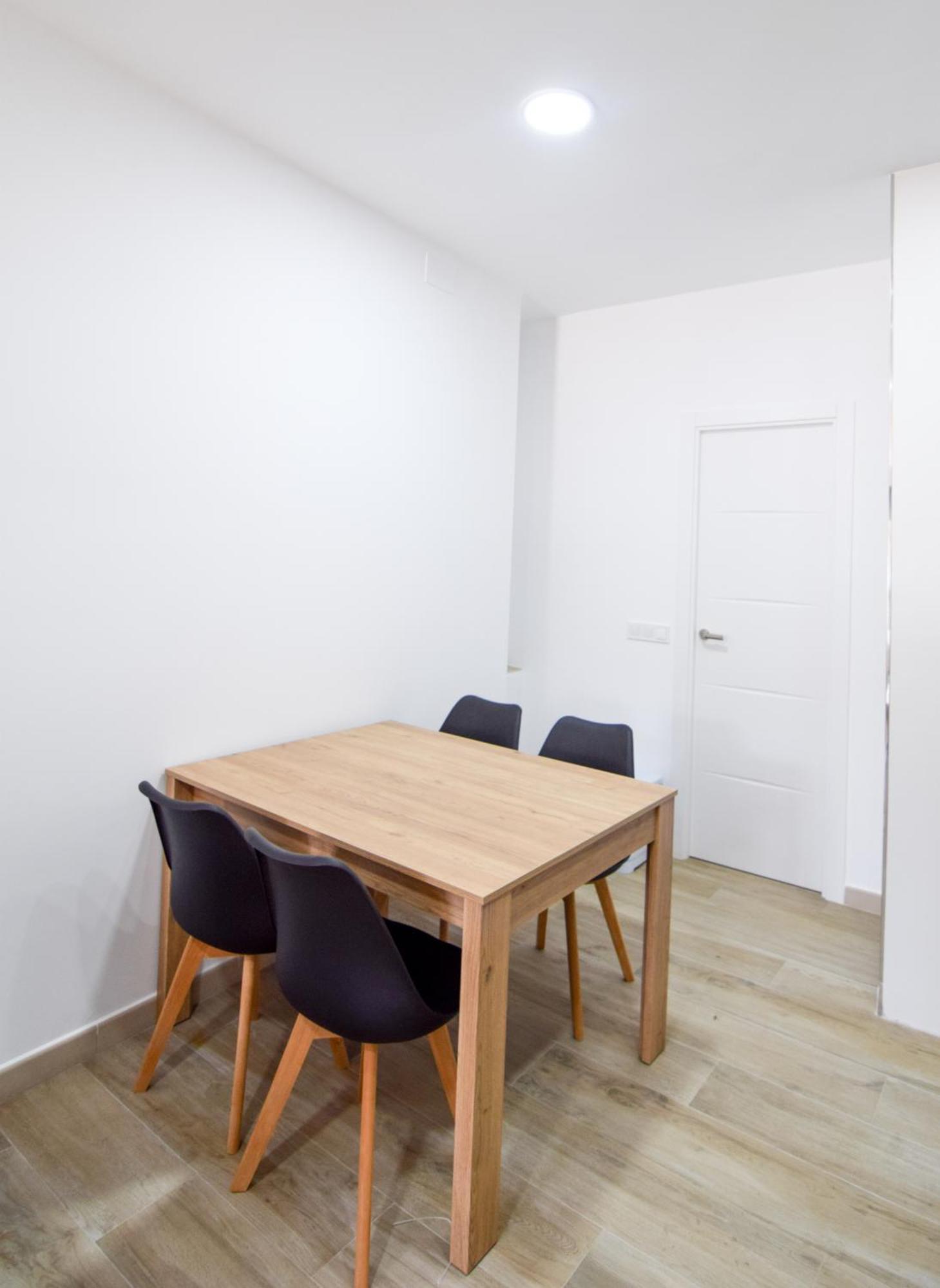 Letplanet Riquelme Apartment มาลากา ภายนอก รูปภาพ