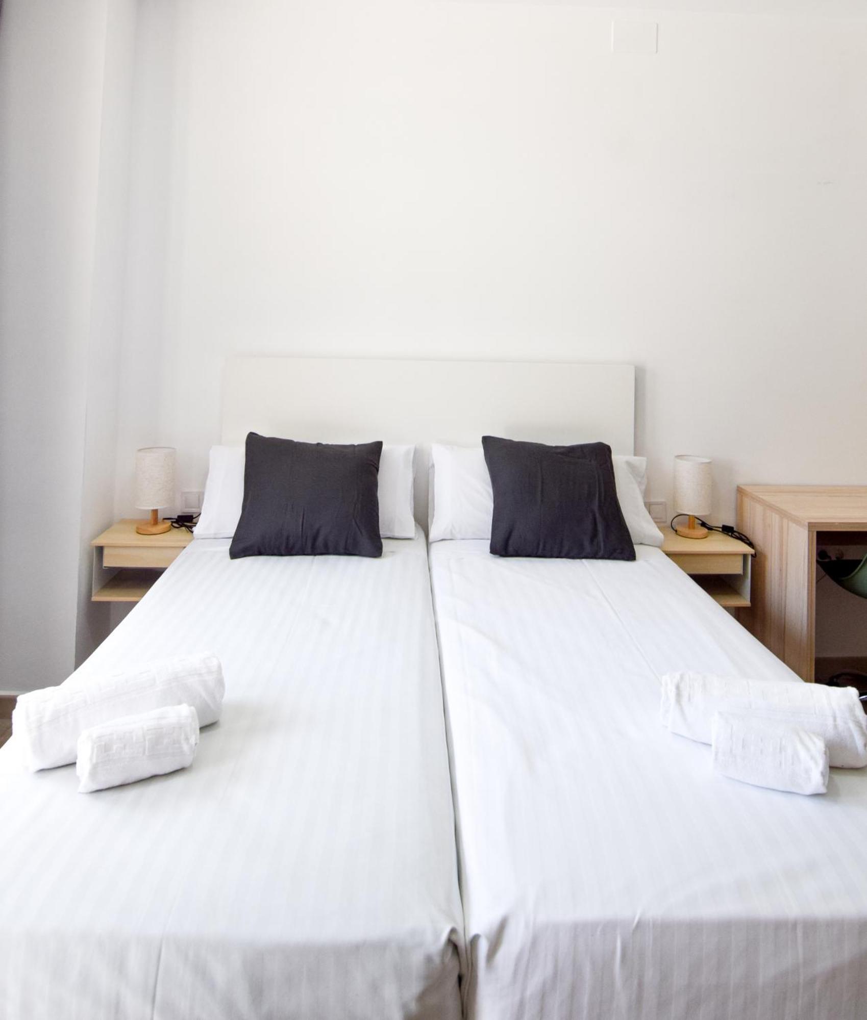 Letplanet Riquelme Apartment มาลากา ภายนอก รูปภาพ